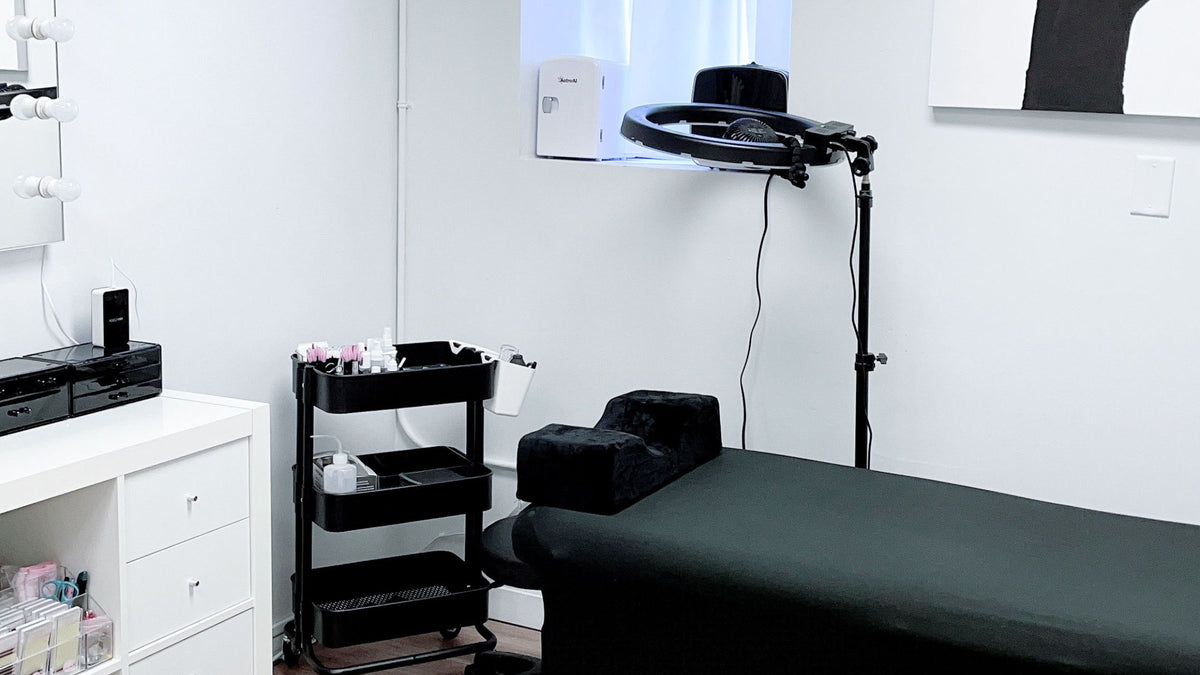 Creating the Perfect Lash Workspace: A Guide for Lash Technicians ...